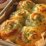 Cheesy Garlic Pull-Apart Rolls